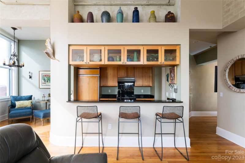 Property image 2 at 84 W Walnut Street, Asheville, NC 28801