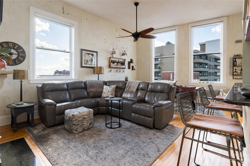 Property image 5 at 84 W Walnut Street, Asheville, NC 28801