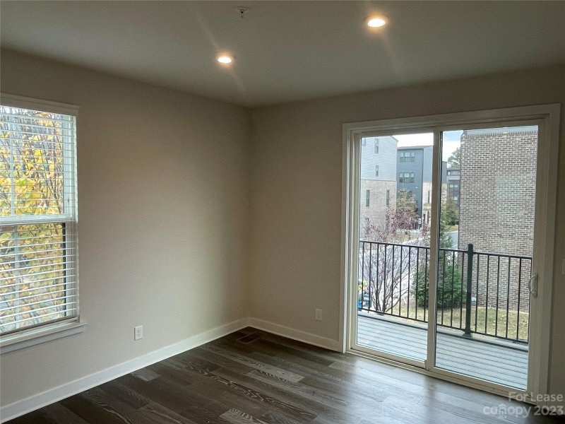 Property image 5 at 422 W Tremont Avenue, Charlotte, NC 28203