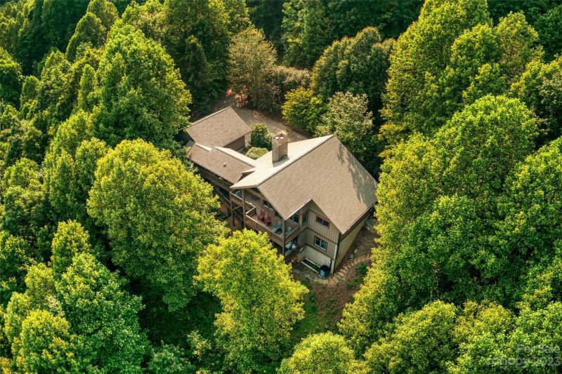 Property image 2 at 610 Creston Road, Black Mountain, NC 28711