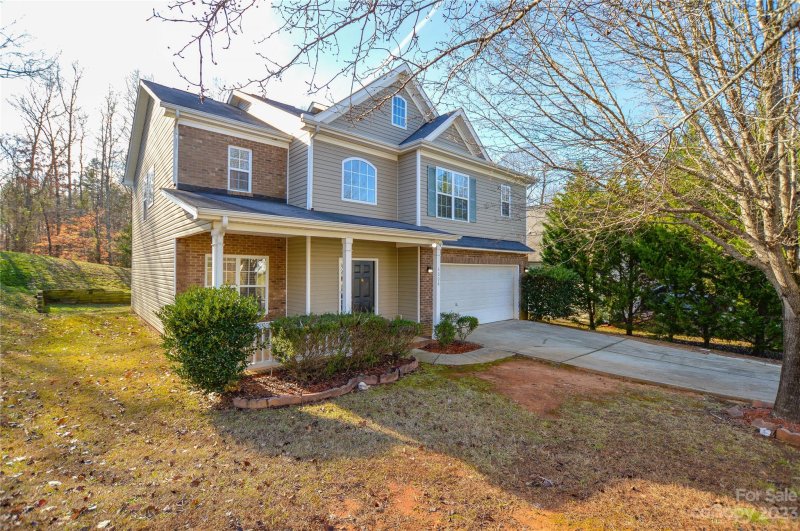 Property image 3 at 6008 Timbertop Lane, Charlotte, NC 28215