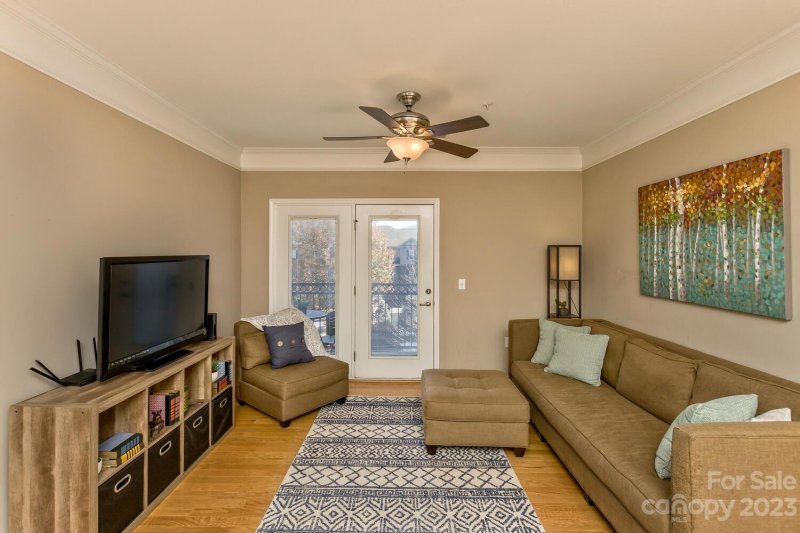 Property image 3 at 334 Appeldoorn Circle, Asheville, NC 28803