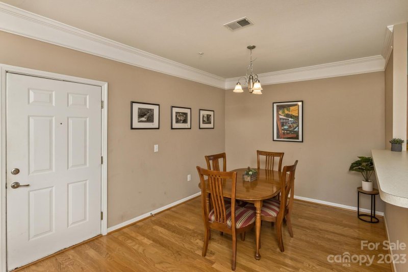 Property image 4 at 334 Appeldoorn Circle, Asheville, NC 28803