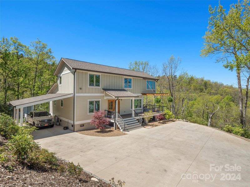 Property image 2 at 456 Bear Rock Loop Road, Hendersonville, NC 28739
