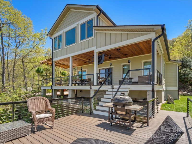 Property image 5 at 456 Bear Rock Loop Road, Hendersonville, NC 28739