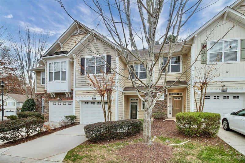 Property image 3 at 803 Petersburg Drive, Fort Mill, SC 29708