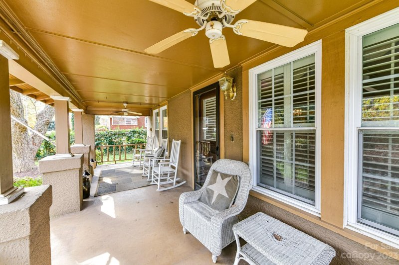 Property image 5 at 327 Campus Street, Charlotte, NC 28216