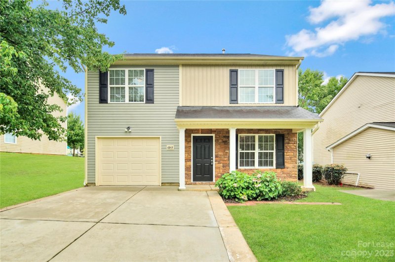 6843 Squirrels Foot Court