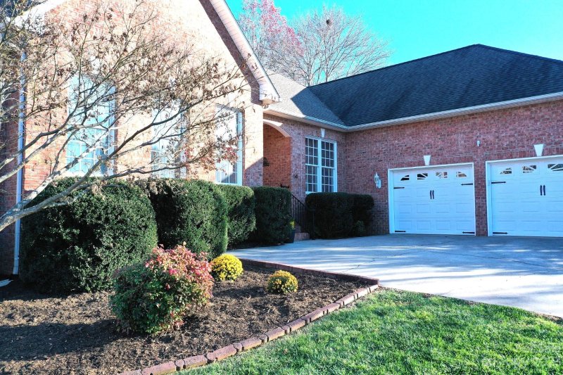 Property image 3 at 54 Wittenburg Springs Drive, Taylorsville, NC 28681