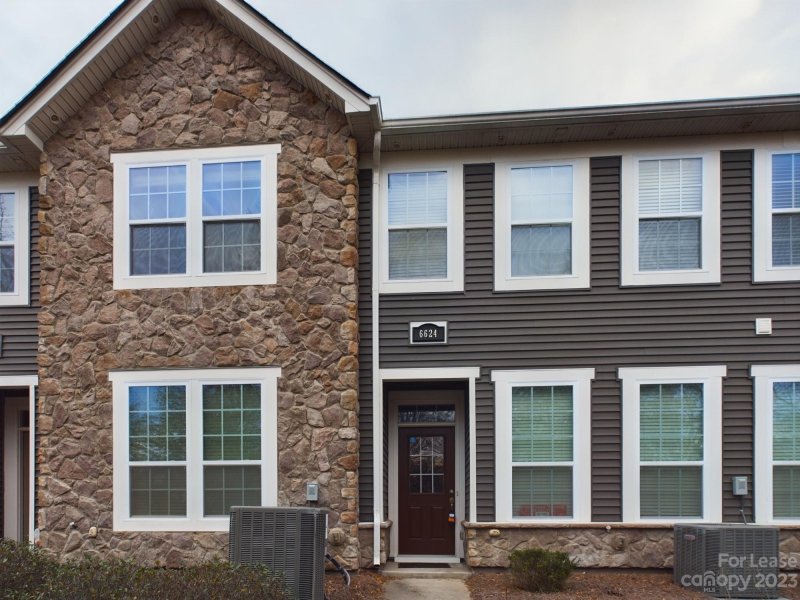 Property image 2 at 6624 Berewick Commons Parkway, Charlotte, NC 28278