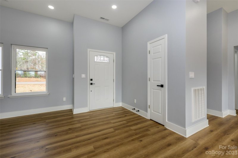 Property image 3 at 1010 Harrogate Drive, Bessemer City, NC 28016