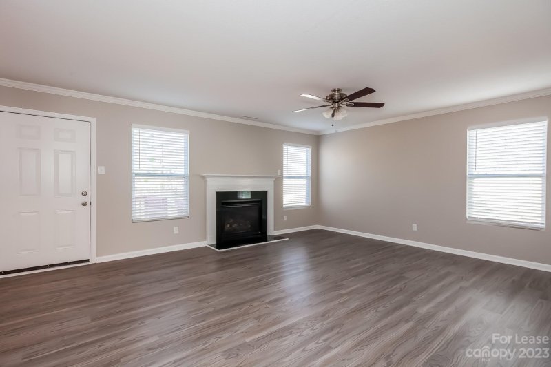 Property image 5 at 5117 Vanhoy Lane, Charlotte, NC 28269