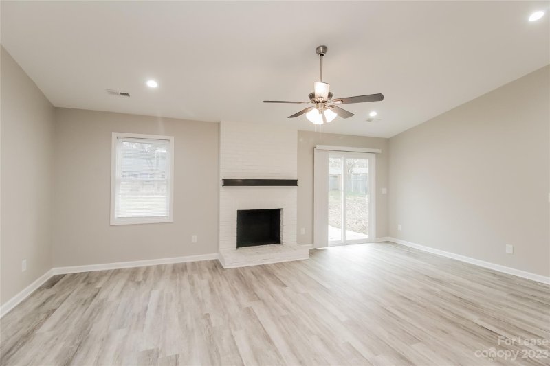 Property image 4 at 5421 Doverstone Court, Charlotte, NC 28208