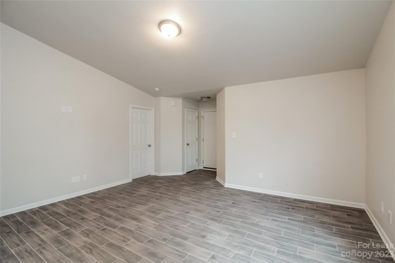 Property image 4 at 2865 Oasis Lane, Charlotte, NC 28214