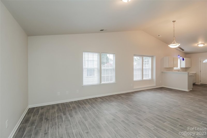 Property image 5 at 2865 Oasis Lane, Charlotte, NC 28214