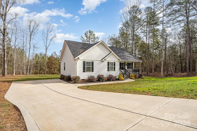 Property image 3 at 1490 Mack Drive, Mcconnells, SC 29726