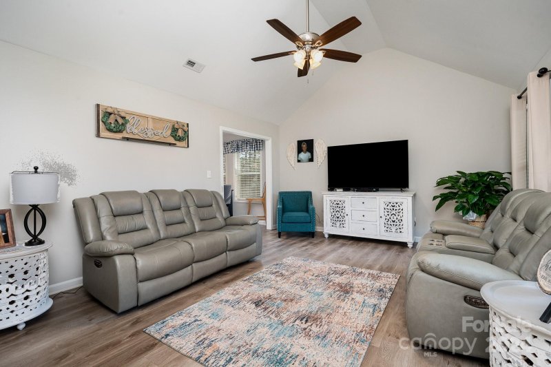 Property image 5 at 1490 Mack Drive, Mcconnells, SC 29726