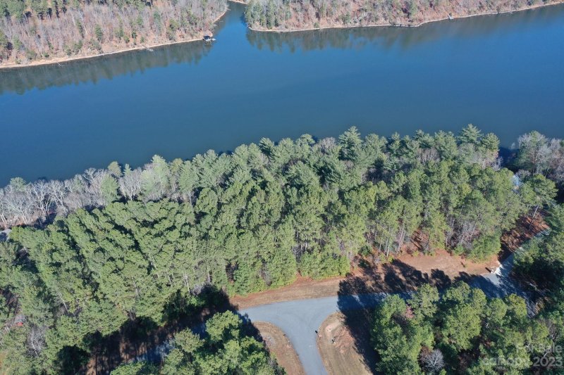 Property image 4 at 202 Pier Point Drive, Connelly Springs, NC 28612