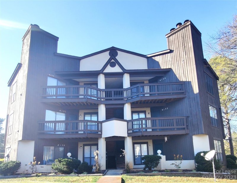 8137 Cedar Glen Drive