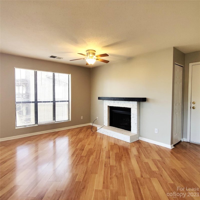 Property image 4 at 8137 Cedar Glen Drive, Charlotte, NC 28212