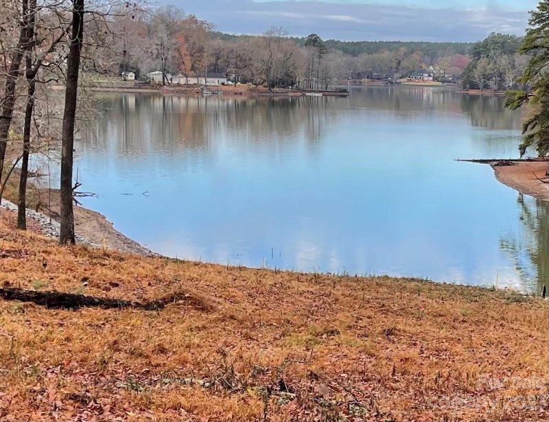 Property image 2 at 1207 Featherton Drive, Belmont, NC 28012