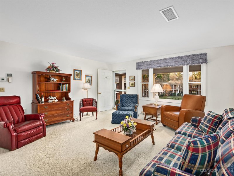 Property image 3 at 102 Boyd Drive, Flat Rock, NC 28731