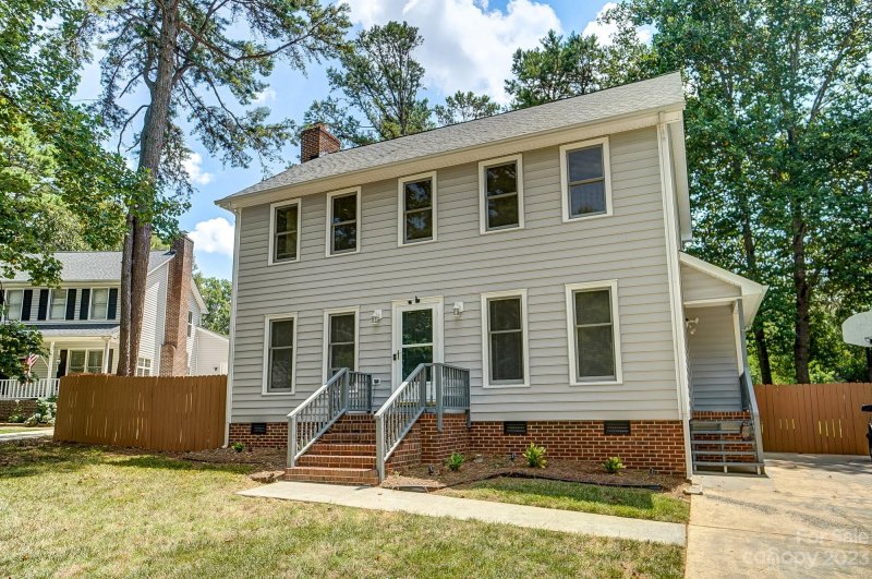 Property image 3 at 10618 Conistan Place, Cornelius, NC 28031