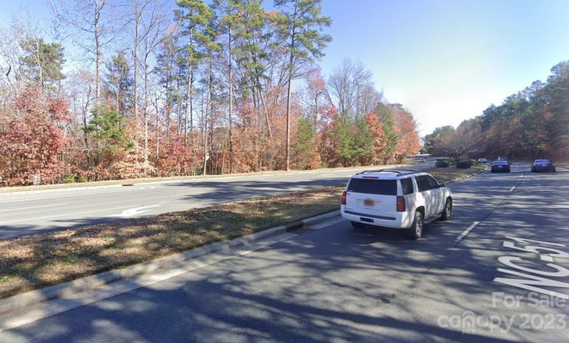 Property image 2 at 2025 Matthews Mint Hill Road, Matthews, NC 28105