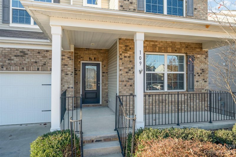 Property image 2 at 109 Lassen Lane, Mooresville, NC 28117