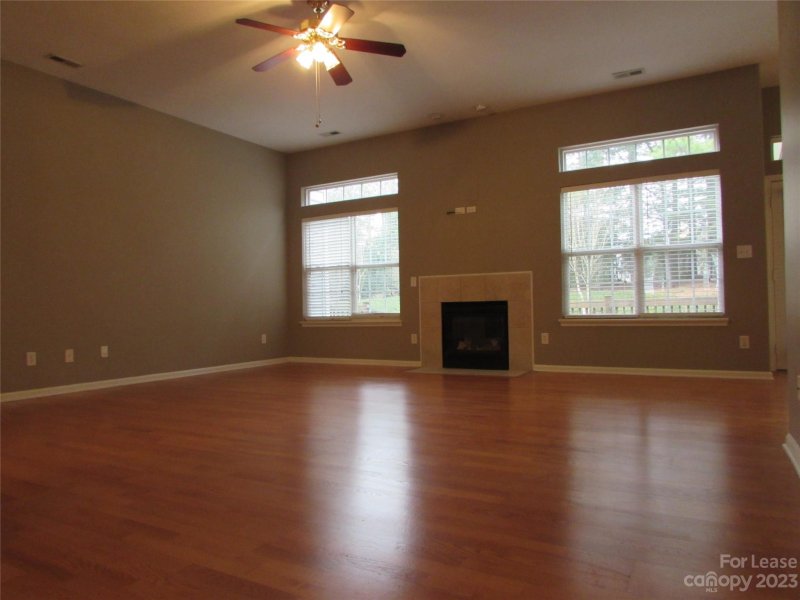 Property image 3 at 112 Spring Grove Drive, Mooresville, NC 28117