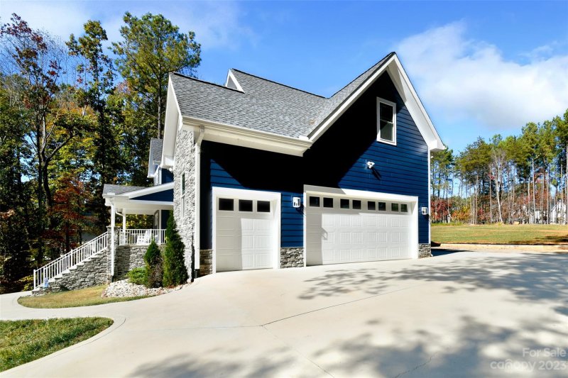 Property image 5 at 490 Kenway Loop, Mooresville, NC 28117