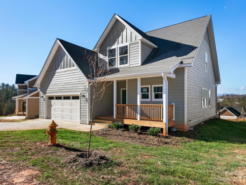 Property image 3 at 80 Greenwood Fields Drive, Asheville, NC 28804