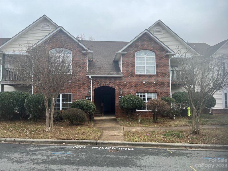 Property image 2 at 2529 Carya Pond Lane, Charlotte, NC 28212