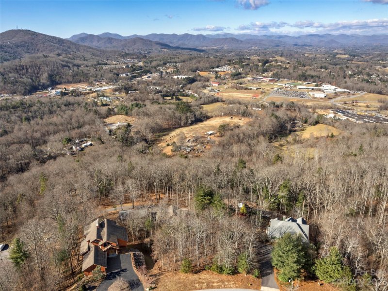 Property image 4 at 34 Chimney Crest Drive, Asheville, NC 28806