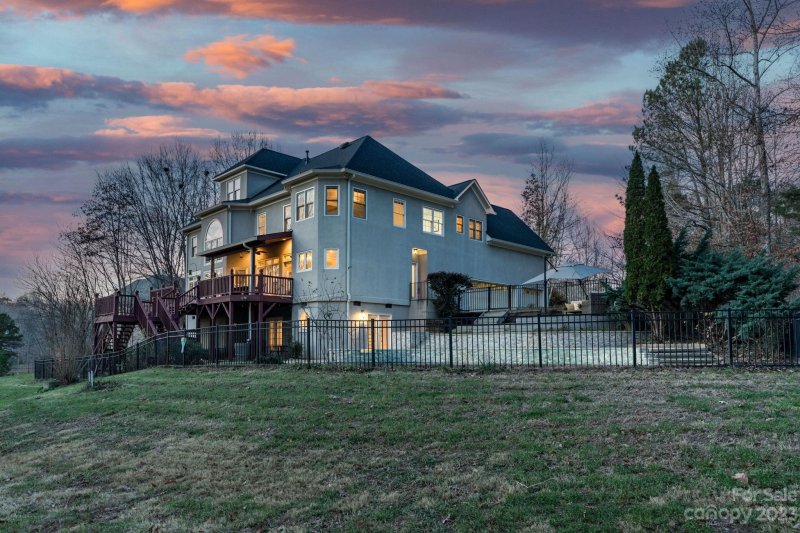 Property image 3 at 2006 Sandy Pond Lane, Waxhaw, NC 28173