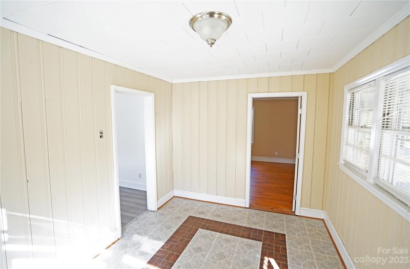 Property image 3 at 3901 Oakwood Road, Charlotte, NC 28269