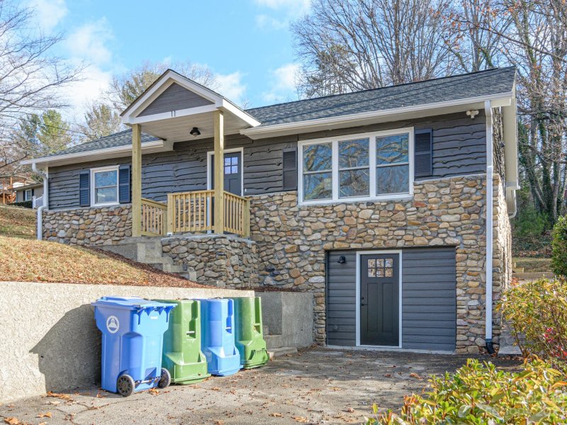 Property image 2 at 11 Upland Road, Asheville, NC 28804