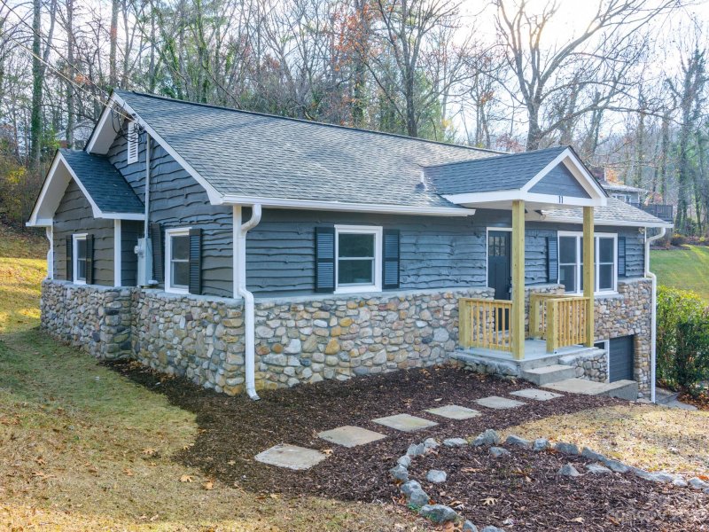 Property image 3 at 11 Upland Road, Asheville, NC 28804