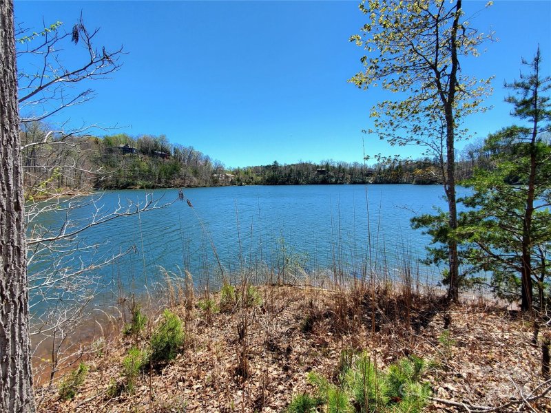 14 Jackson Cove Parkway