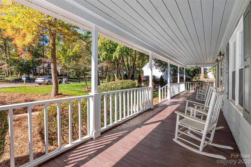 Property image 4 at 1721 Lost Tree Lane, Charlotte, NC 28226