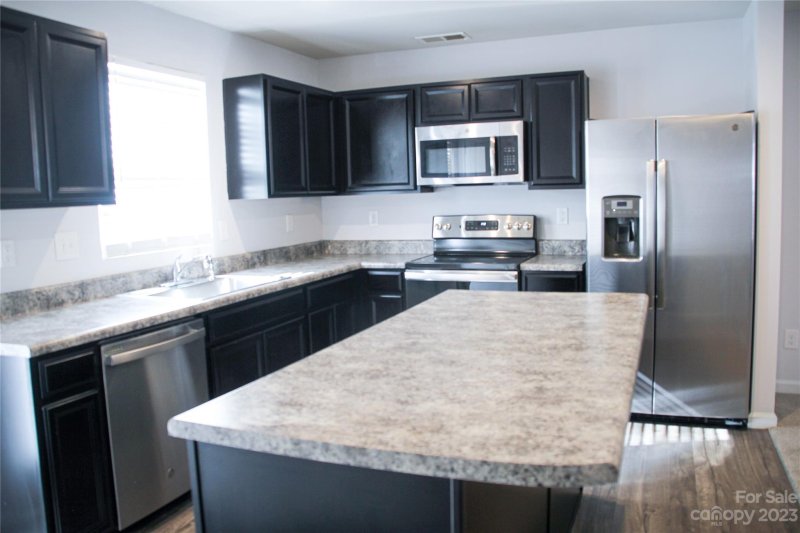 Property image 3 at 3106 Bouquet Street, Charlotte, NC 28215