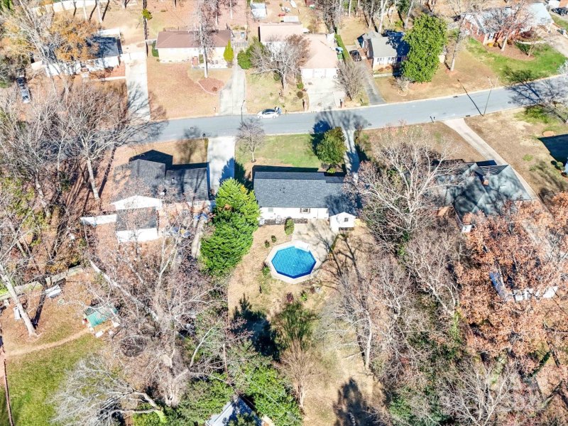 Property image 3 at 1135 Fox Run Drive, Charlotte, NC 28212