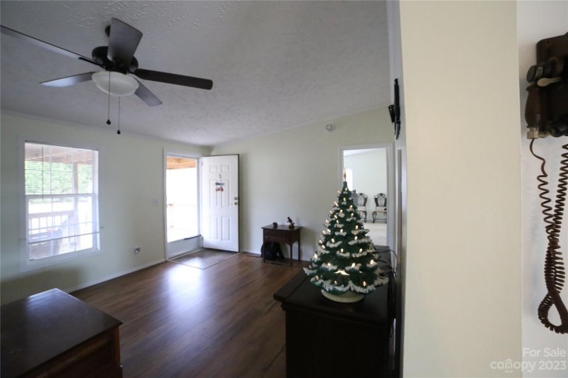 Property image 3 at 112 Owl Lane, Shelby, NC 28152