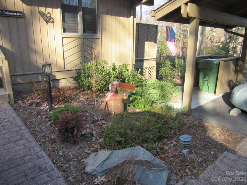 Property image 5 at 101 N Scarlet Oak Lane, Hendersonville, NC 28791