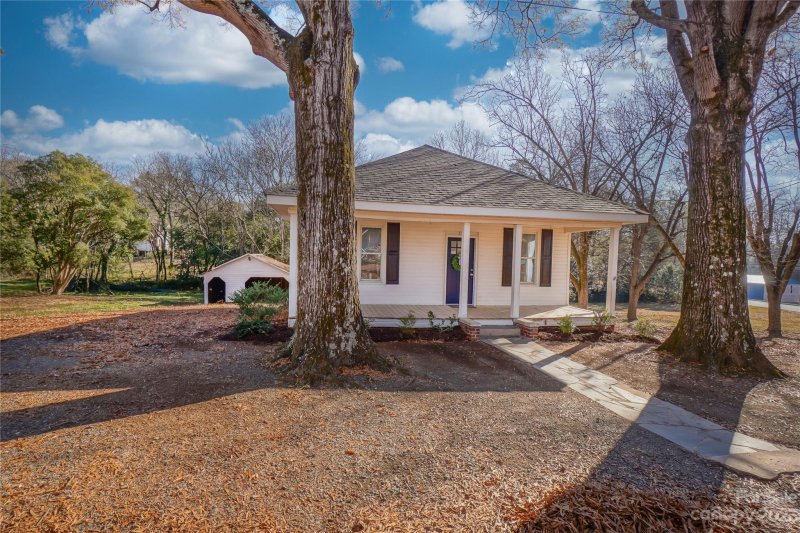 Property image 3 at 116 Cleveland Avenue, Albemarle, NC 28001