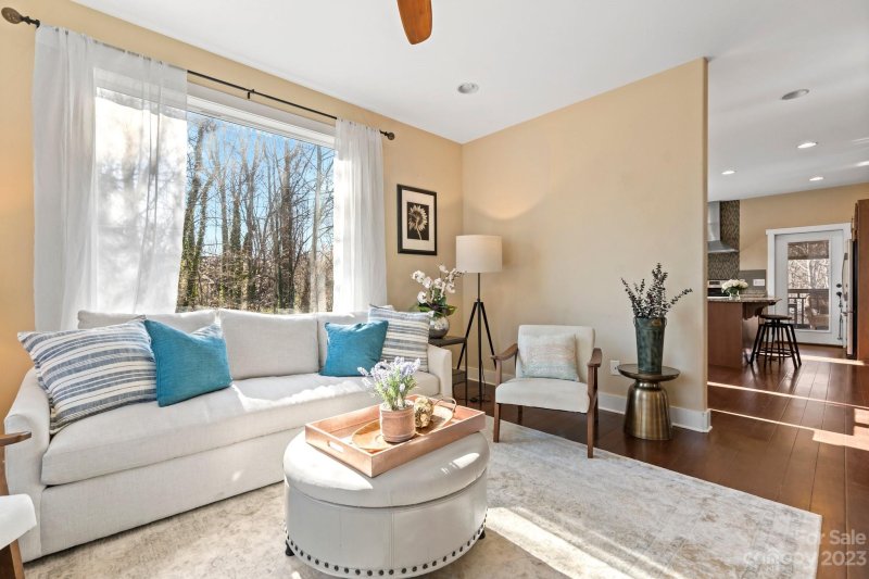 Property image 3 at 75 Galax Avenue, Asheville, NC 28806