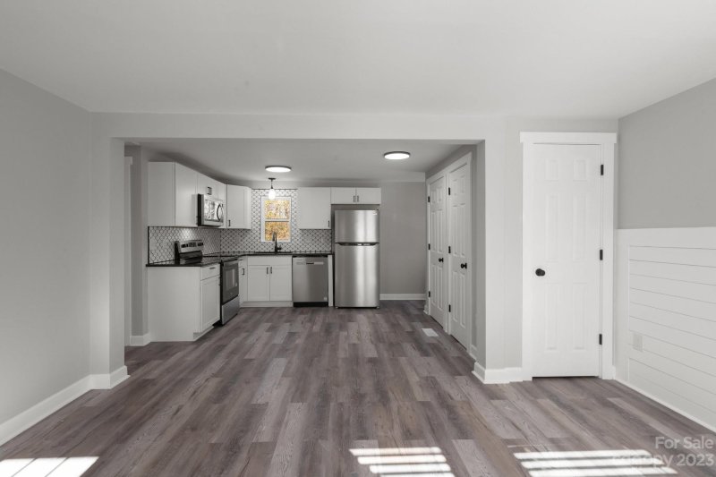 Property image 4 at 405 Dover Drive, Bessemer City, NC 28016