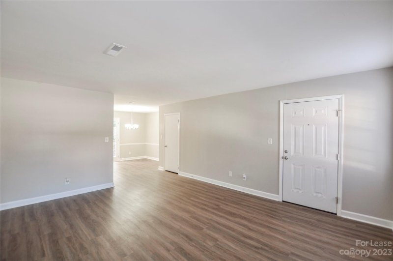 Property image 3 at 921 Nottingham Drive, Gastonia, NC 28054