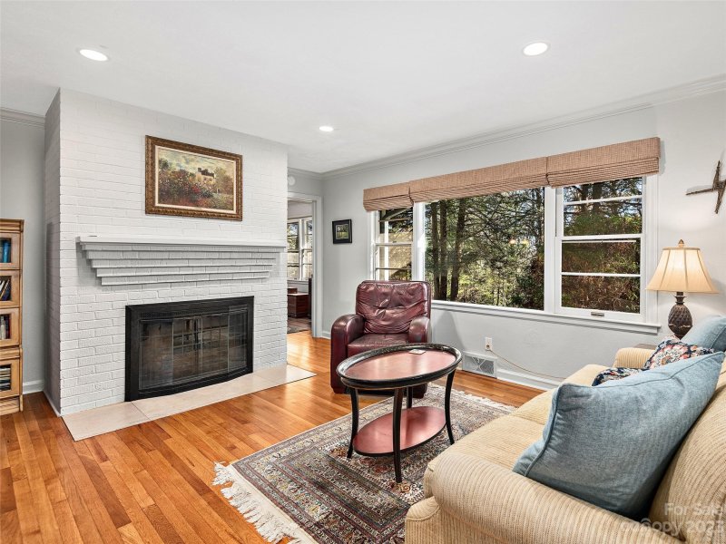 Property image 4 at 520 Walnut Loop, Laurel Park, NC 28739