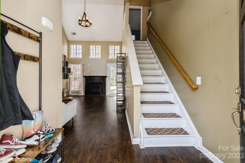 Property image 3 at 7907 Ebony Road, Charlotte, NC 28216